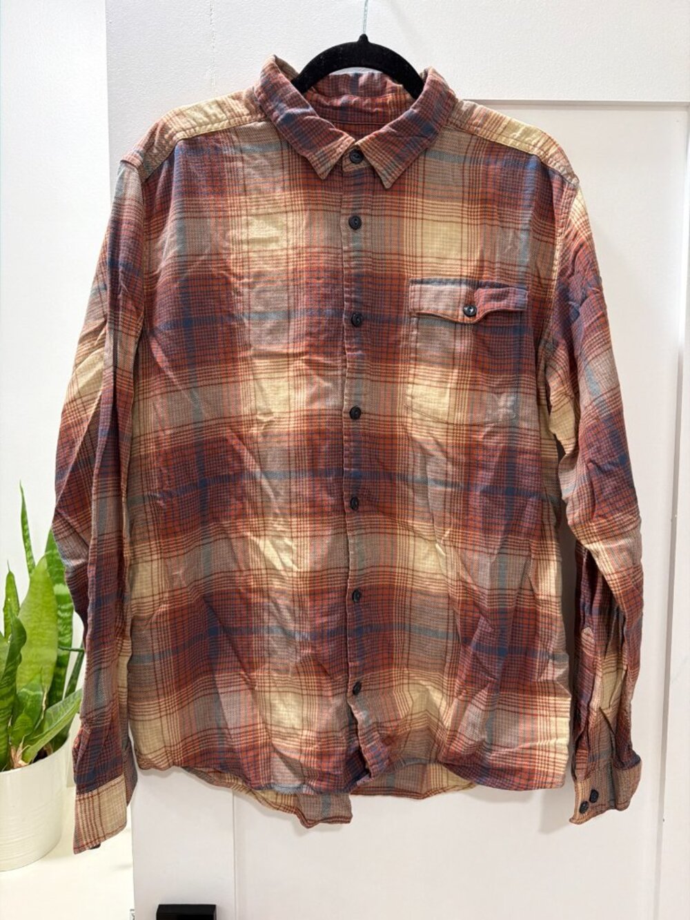 Patagonia Organic Cotton Lightweight Flannel Shirt Mens Large Rust Plaid
